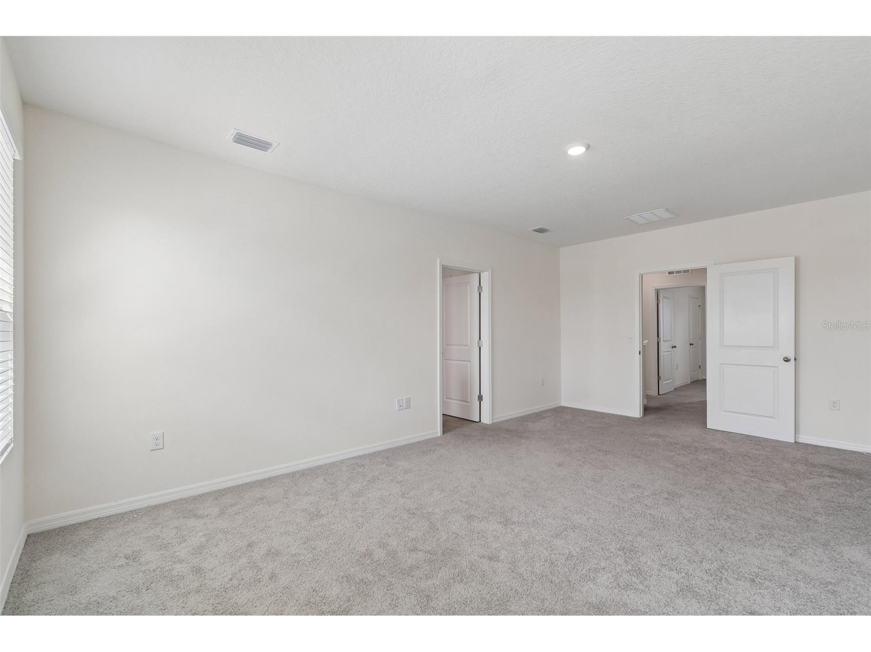 8454 Ender Hills Drive Wesley Chapel FL 33545 TB8471910 image69