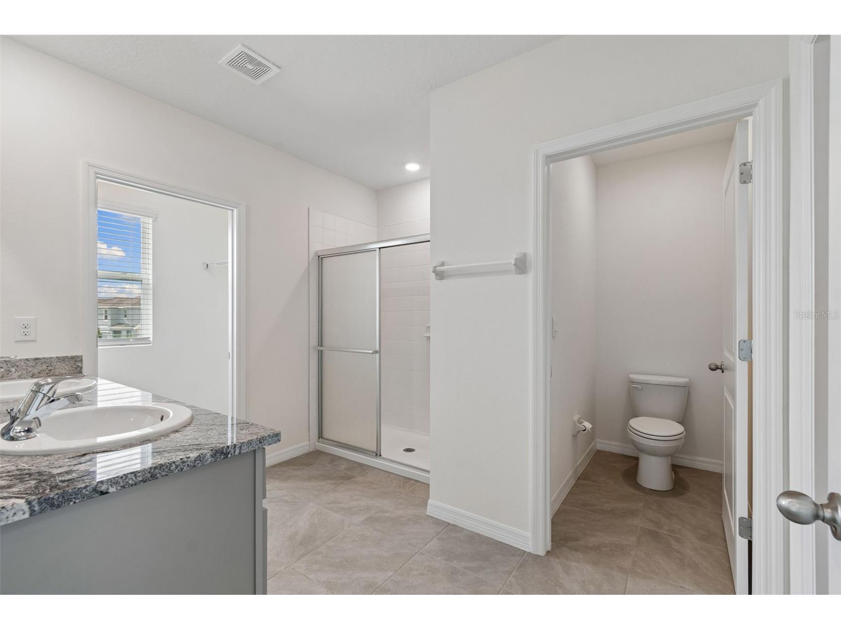 8454 Ender Hills Drive Wesley Chapel FL 33545 TB8471910 image71