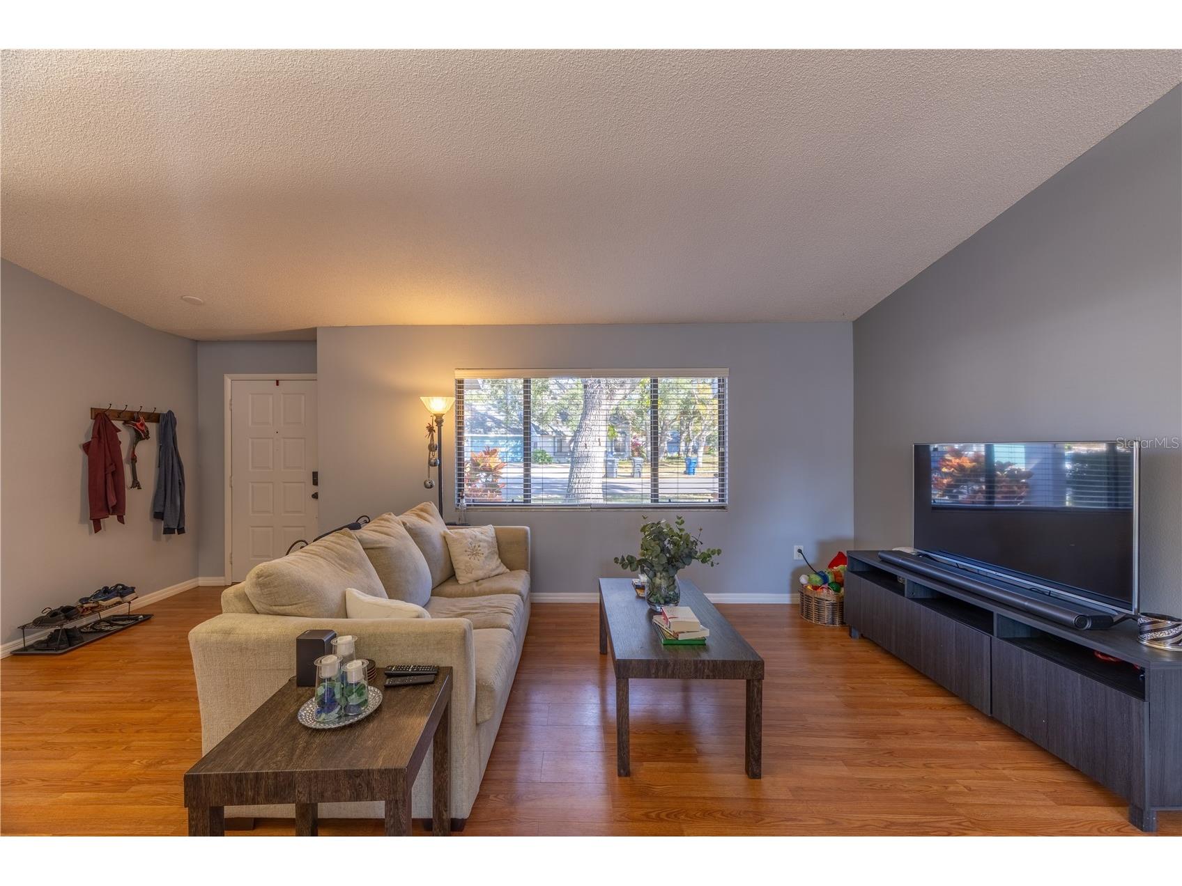8457 Cypress Lake Circle Sarasota FL 34243 A4681428 image27