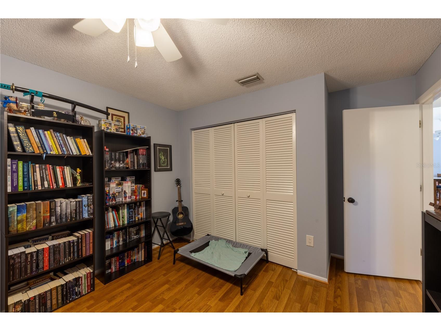 8457 Cypress Lake Circle Sarasota FL 34243 A4681428 image32