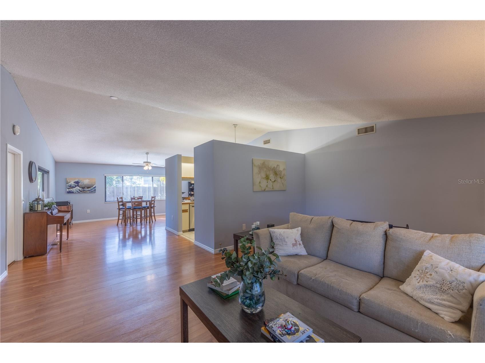 8457 Cypress Lake Circle Sarasota FL 34243 A4681428 image36