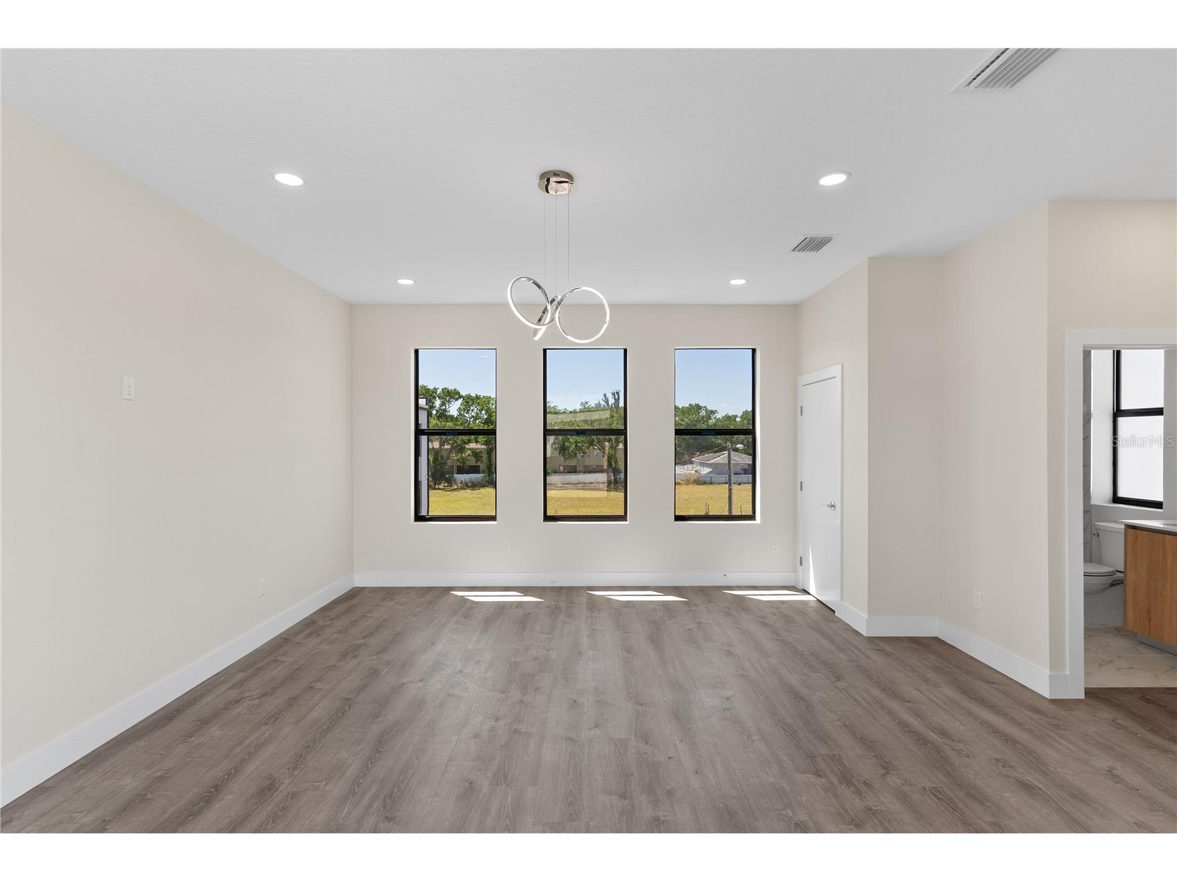 8458 Modano Place Tampa FL 33614 TB8505070 image15