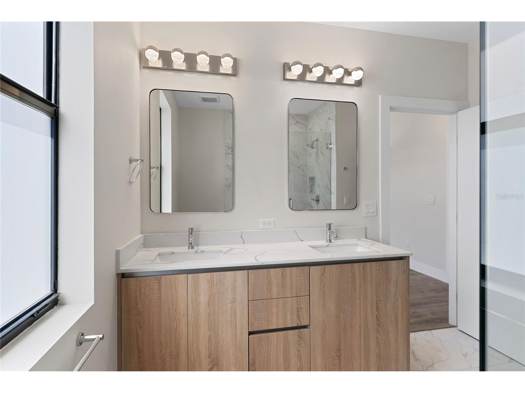 8458 Modano Place Tampa FL 33614 TB8505070 image26
