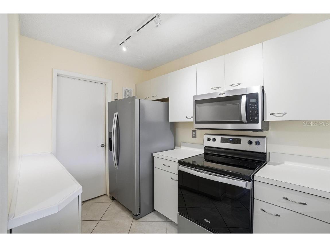 846 Glades Court NE Saint Petersburg FL 33702 TB8443930 image12