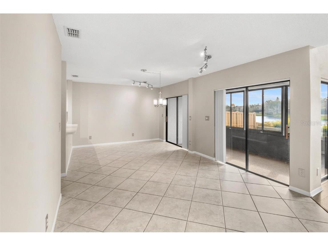 846 Glades Court NE Saint Petersburg FL 33702 TB8443930 image4