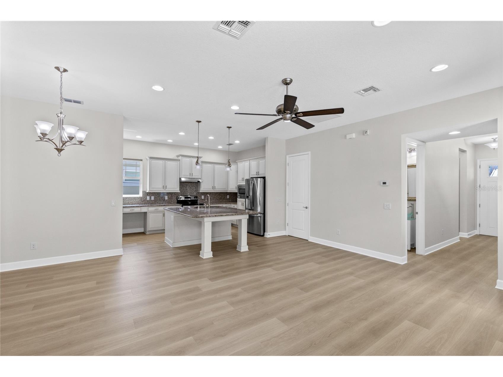 8460 Bergson Place Orlando FL 32827 O6420112 image5