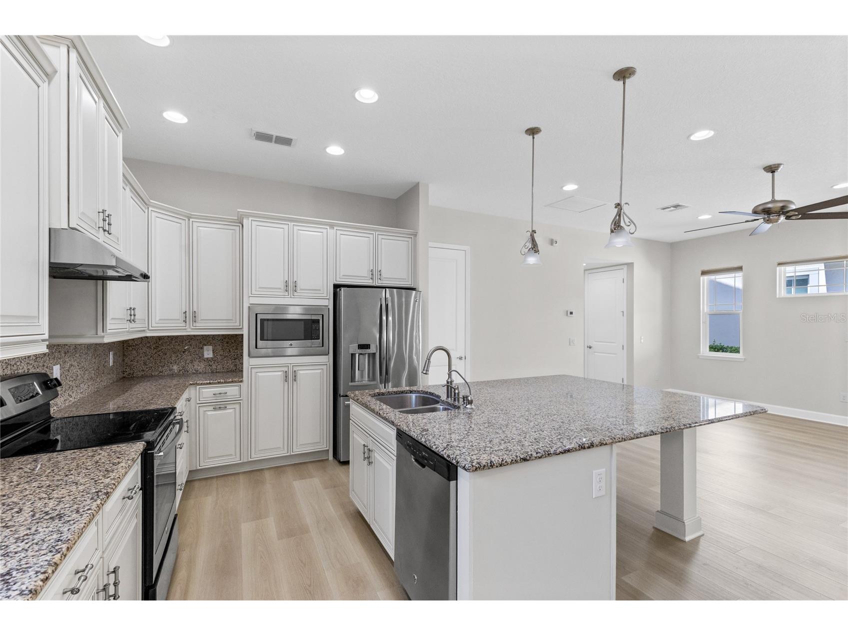 8460 Bergson Place Orlando FL 32827 O6420112 image9
