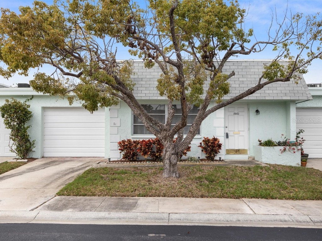 8460 Calais N #8460 Pinellas Park FL 33781 TB8353378 image1
