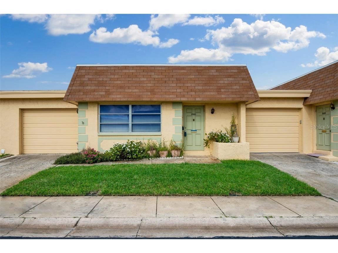 8460 Carolyn N #12 Pinellas Park FL 33781 U8137408 image1