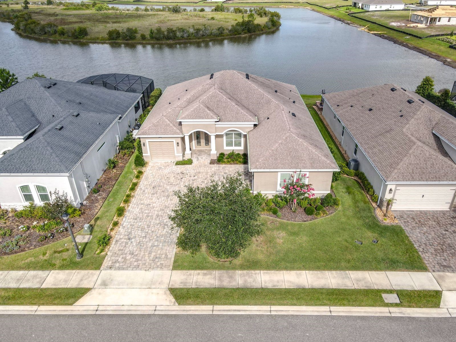 8461 Bridgeport Bay Circle Mount Dora FL 32757 - THE LAKES OF MOUNT DORA G5112548 image1