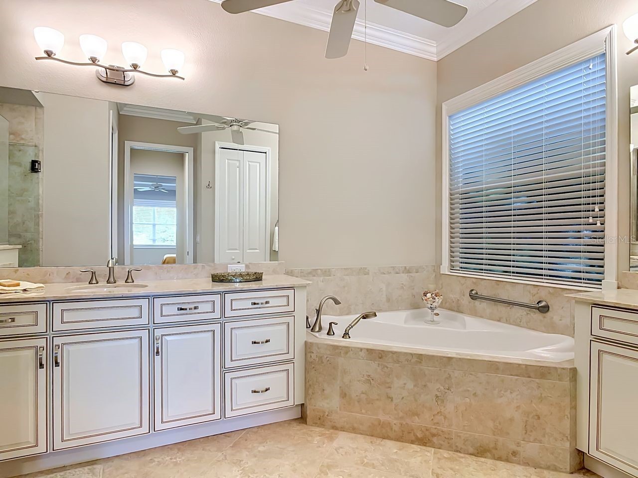 8461 Bridgeport Bay Circle Mount Dora FL 32757 - THE LAKES OF MOUNT DORA G5112548 image21