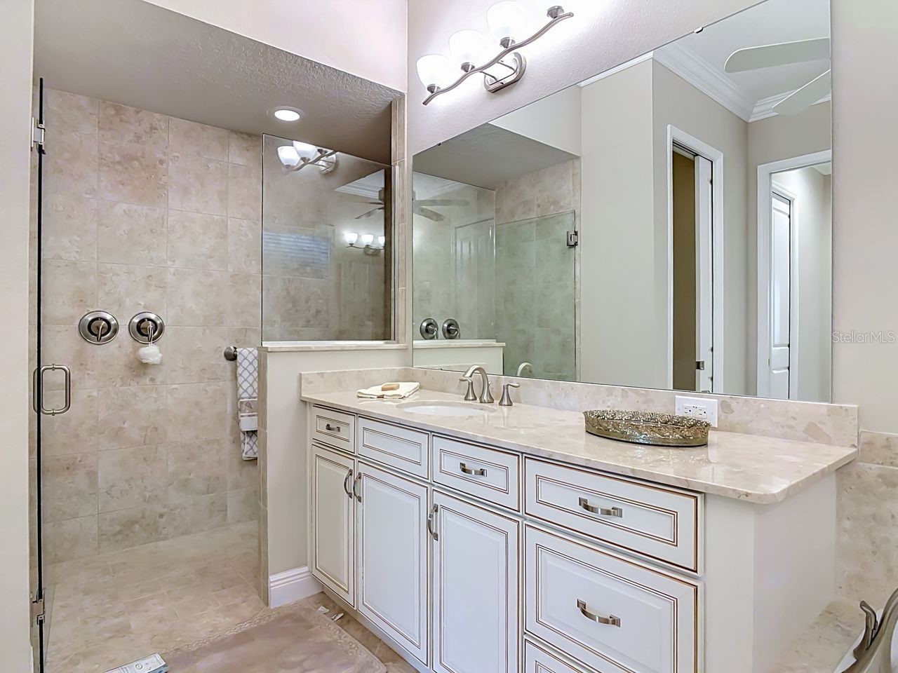 8461 Bridgeport Bay Circle Mount Dora FL 32757 - THE LAKES OF MOUNT DORA G5112548 image22