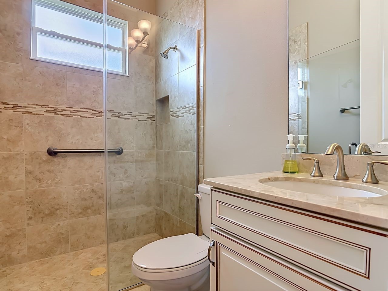 8461 Bridgeport Bay Circle Mount Dora FL 32757 - THE LAKES OF MOUNT DORA G5112548 image25