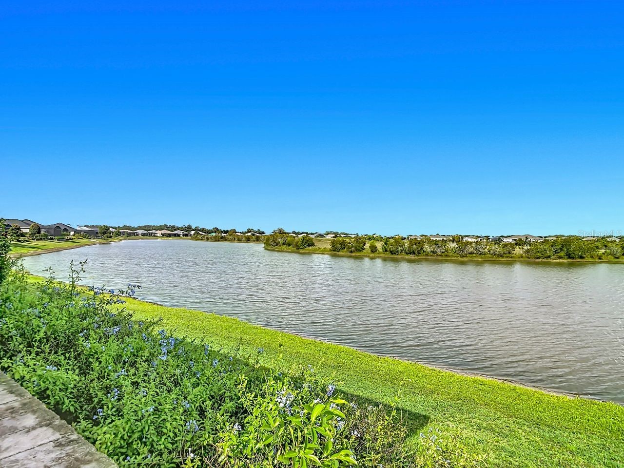 8461 Bridgeport Bay Circle Mount Dora FL 32757 - THE LAKES OF MOUNT DORA G5112548 image37