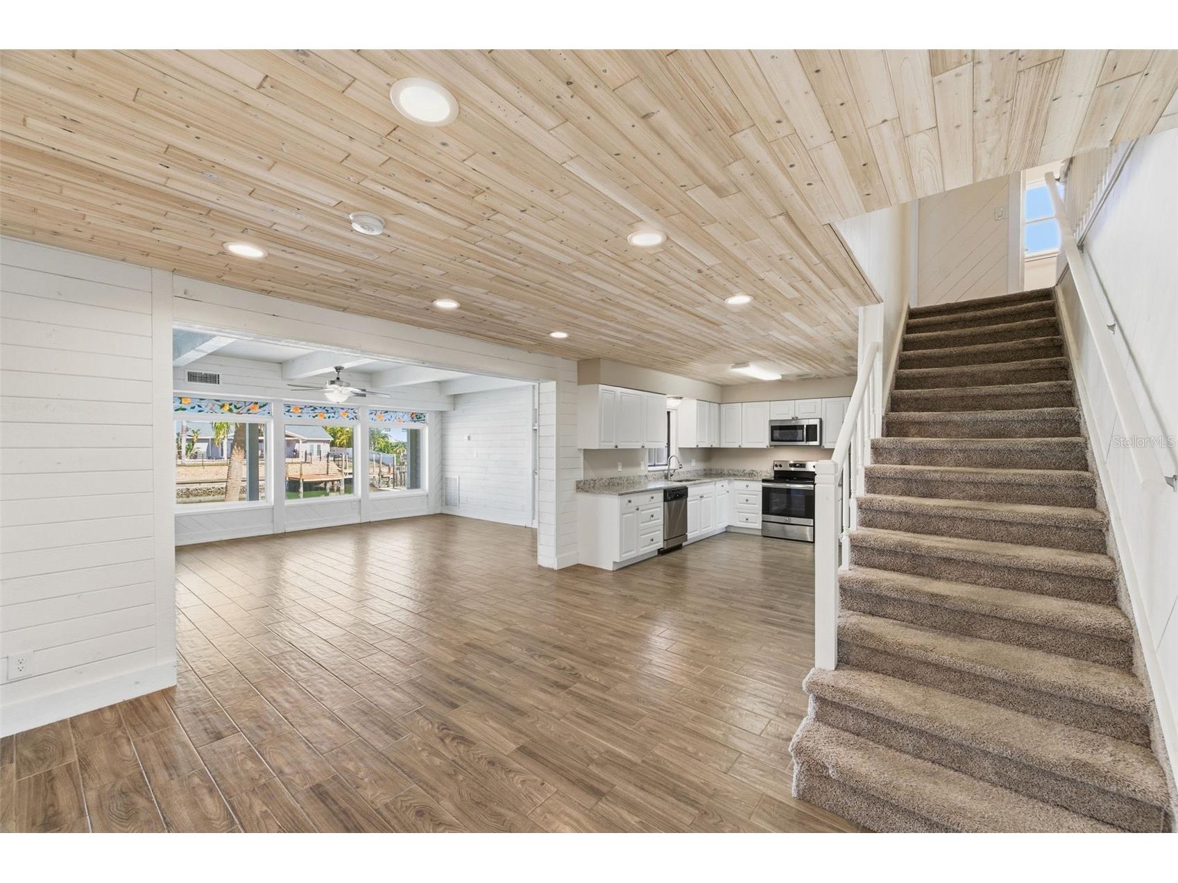 8461 Flagstone Drive Tampa FL 33615 - WOODS CREEK TB8475377 image6