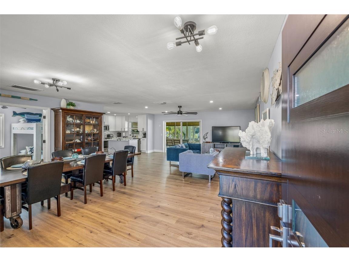 8462 Flagstone Drive Tampa FL 33615 - TAMPA BAY TB8452454 image50