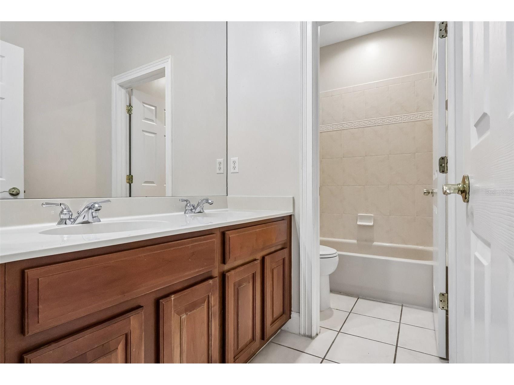 8463 Tibet Butler Dr Windermere FL 34786 - LAKE BURDEN O6417589 image38
