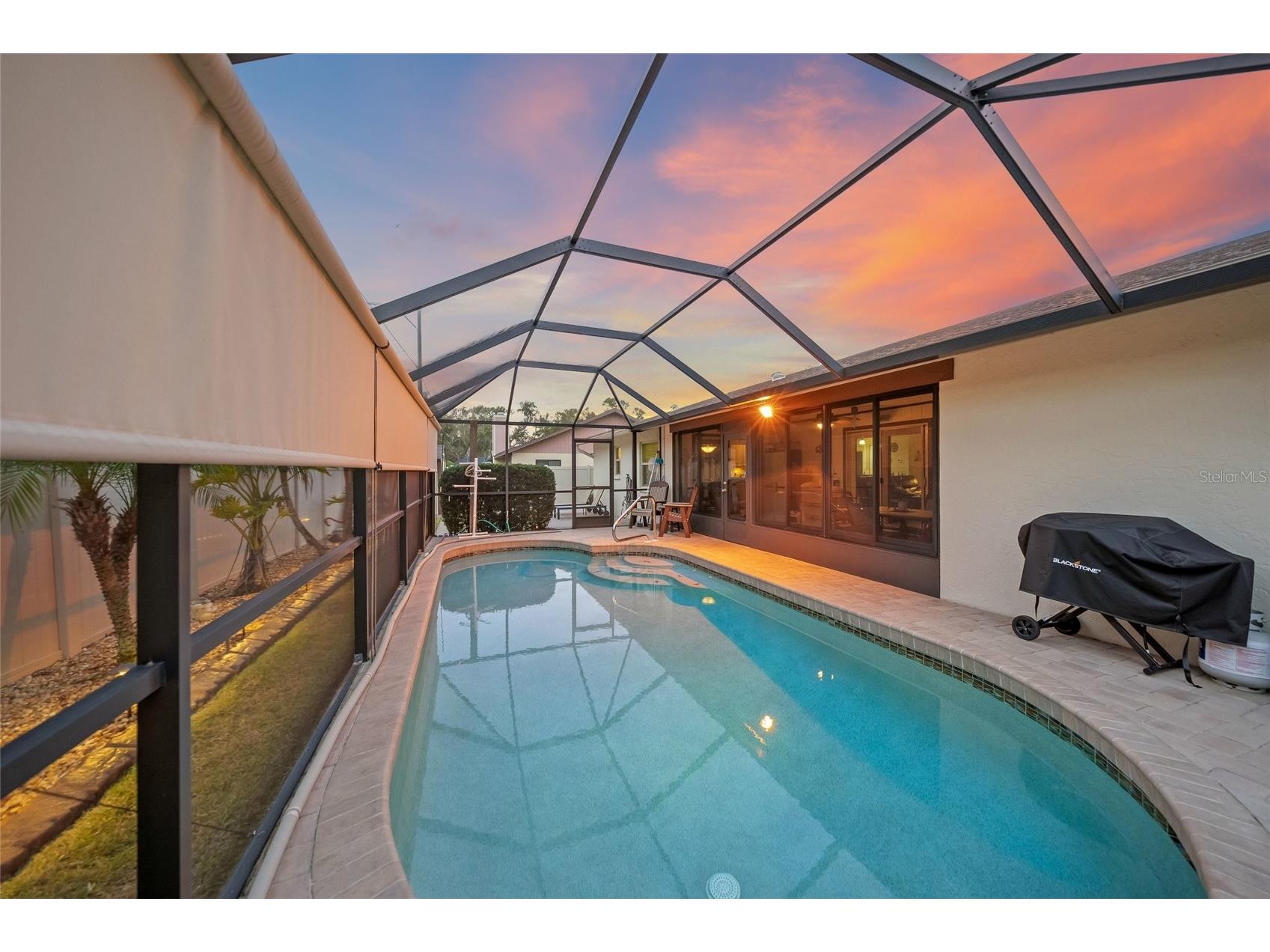 8465 Cypress Lake Circle Sarasota FL 34243 A4678494 image28