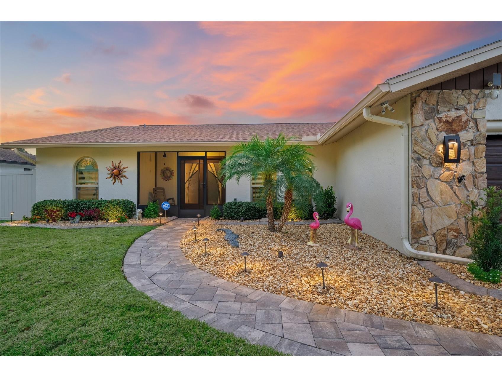 8465 Cypress Lake Circle Sarasota FL 34243 A4678494 image3