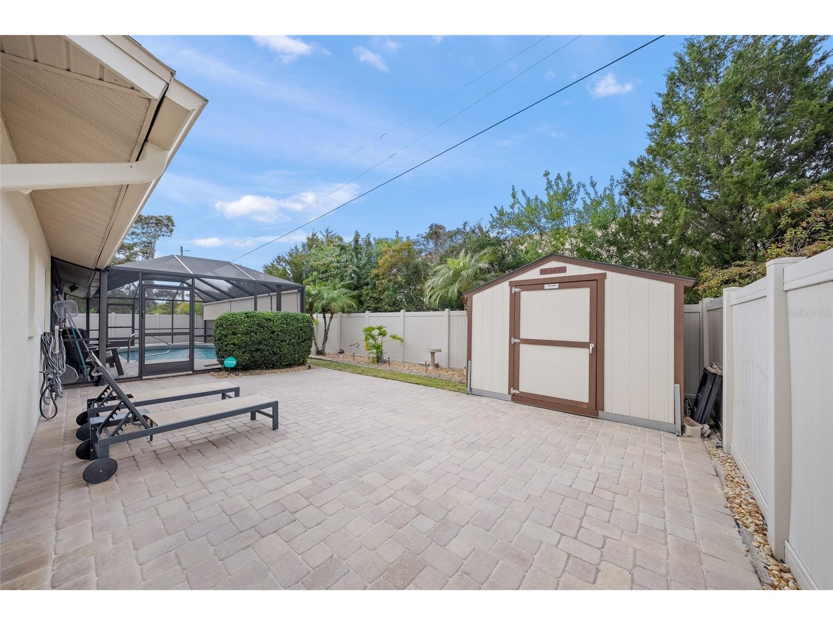 8465 Cypress Lake Circle Sarasota FL 34243 A4678494 image32