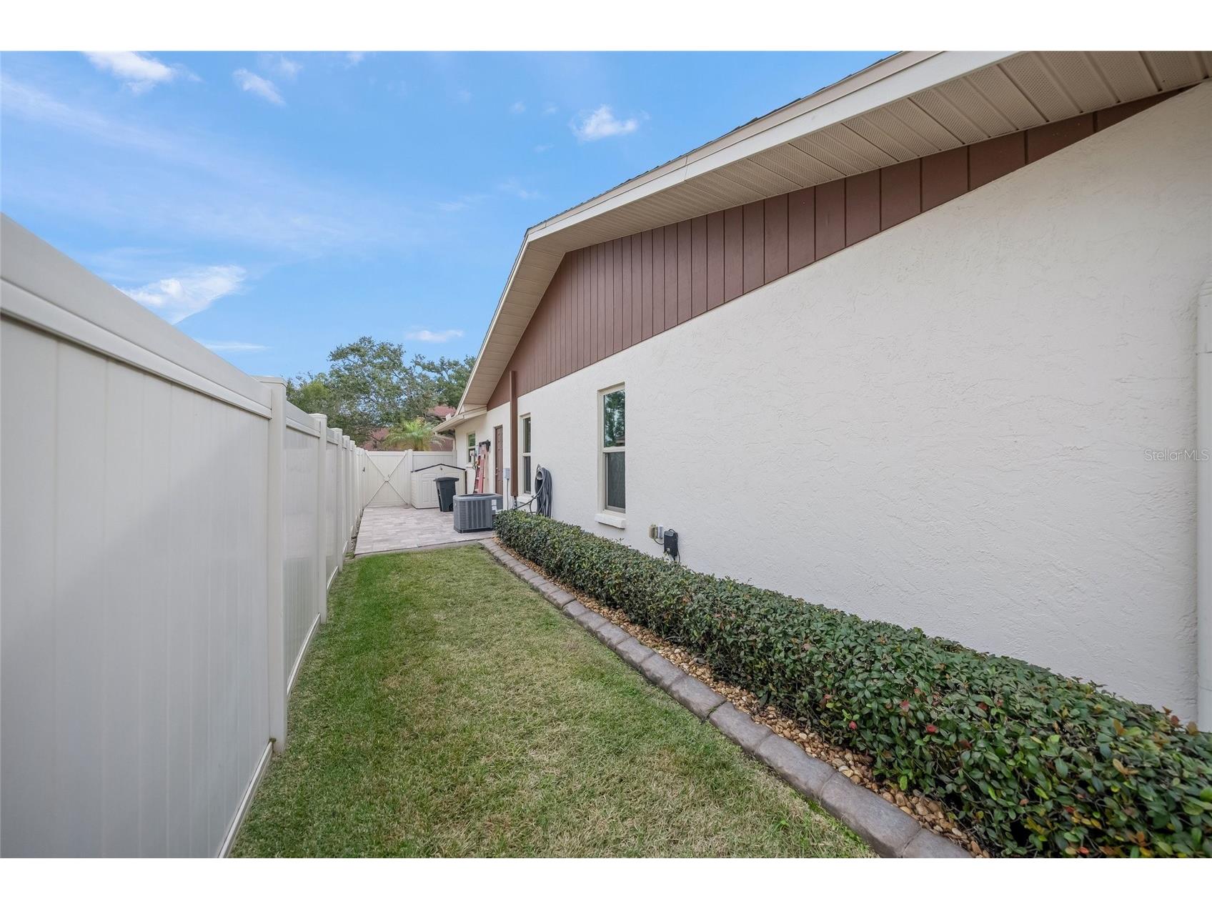 8465 Cypress Lake Circle Sarasota FL 34243 A4678494 image36