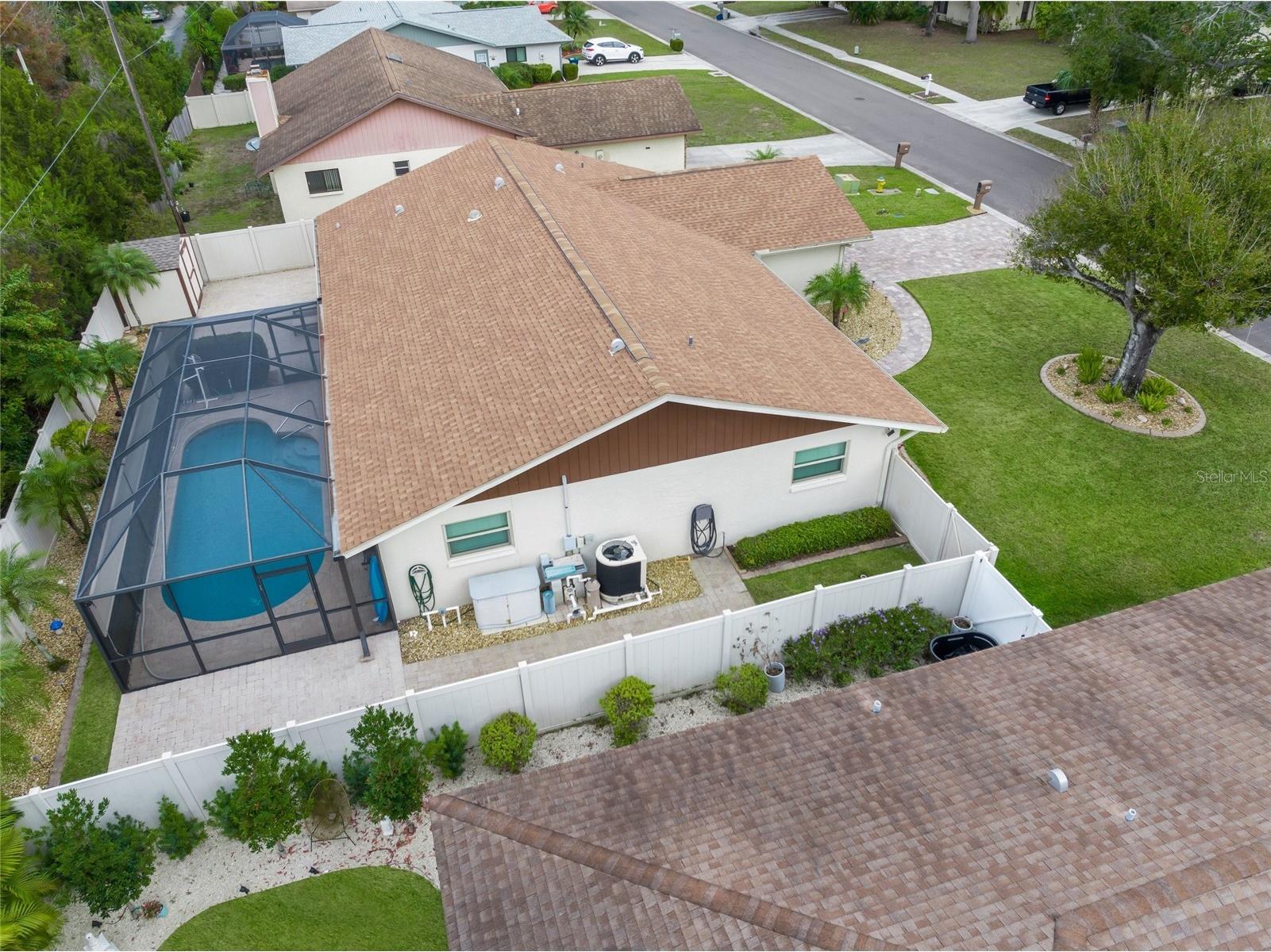 8465 Cypress Lake Circle Sarasota FL 34243 A4678494 image37