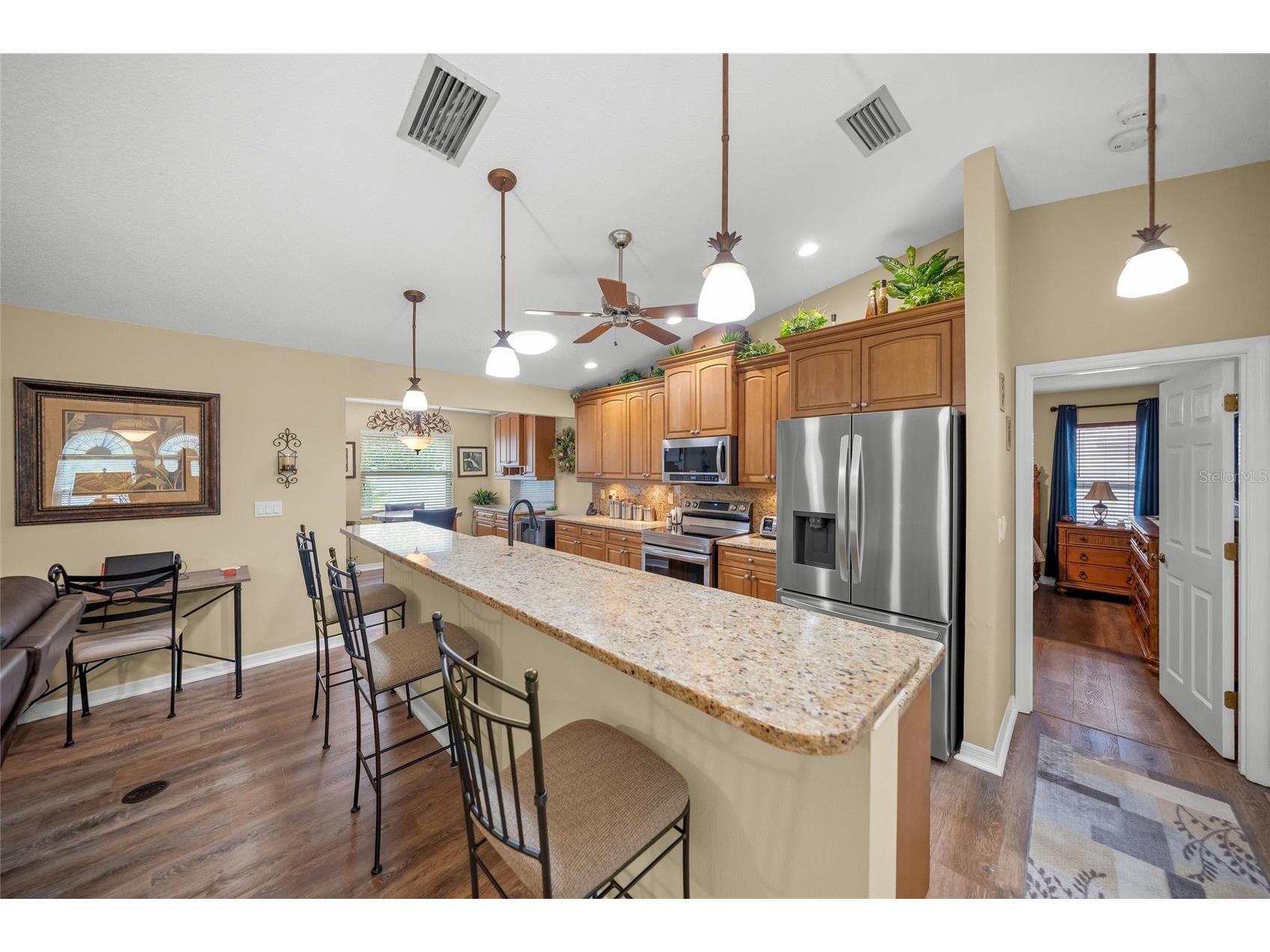 8465 Cypress Lake Circle Sarasota FL 34243 A4678494 image8