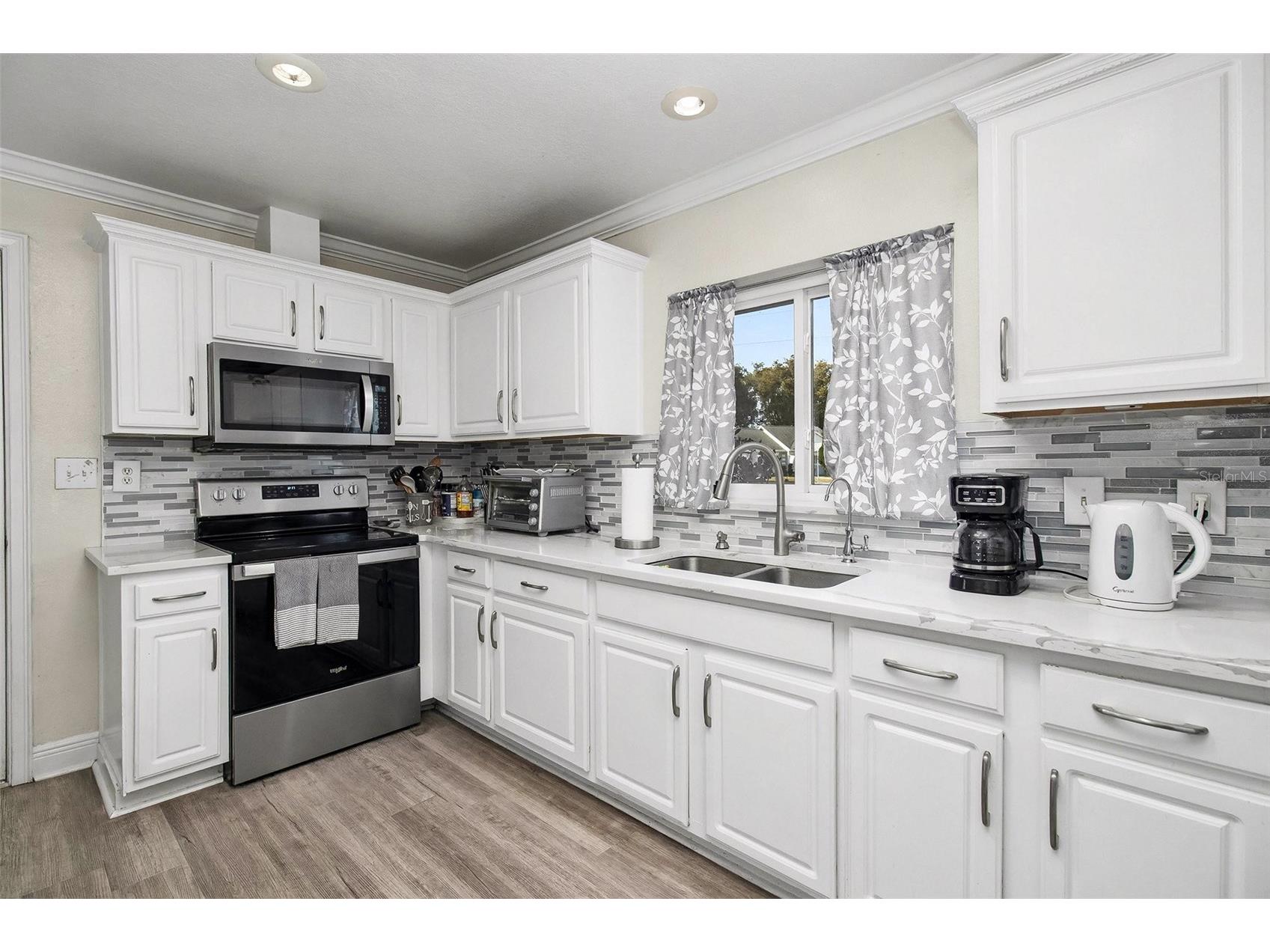 8465 Oak Bluff Drive Orlando FL 32827 W7881570 image6