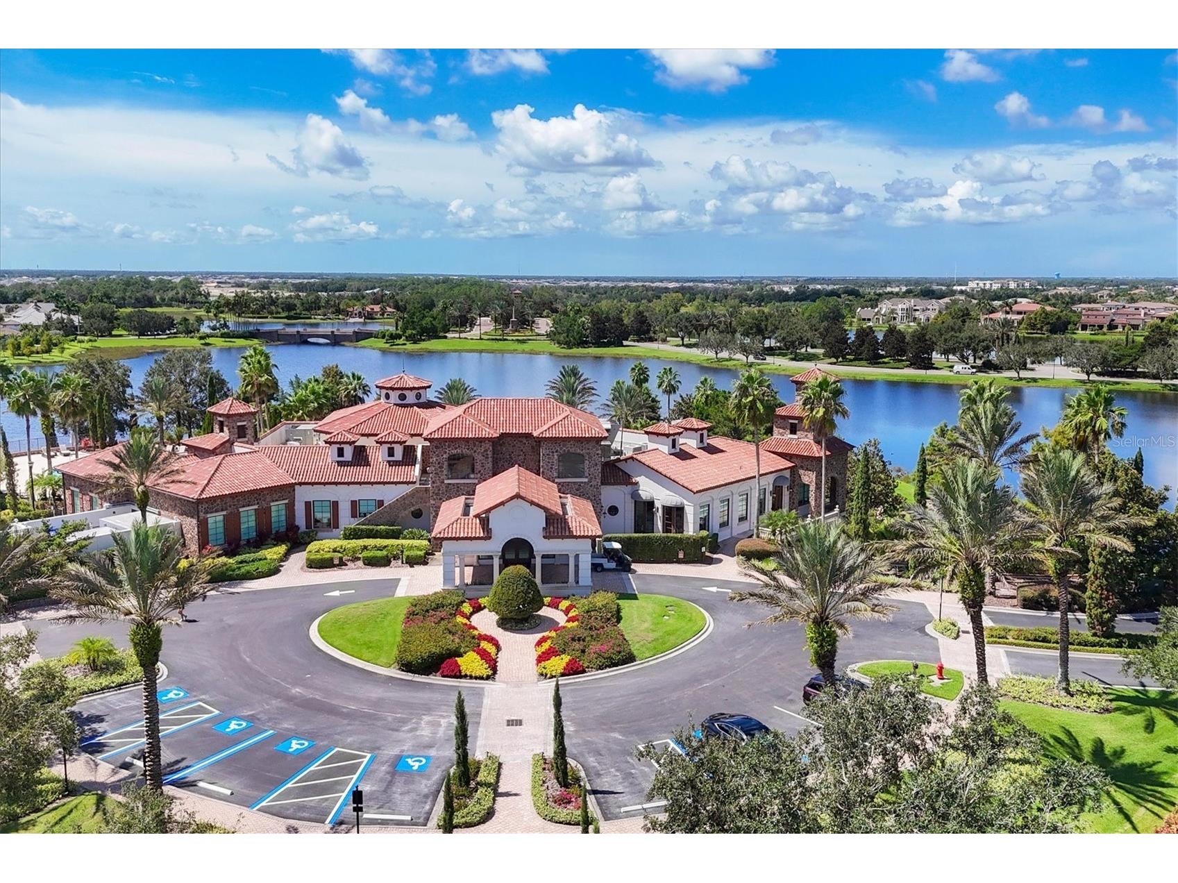 8465 Pavia Way Lakewood Ranch FL 34202 A4686745 image80