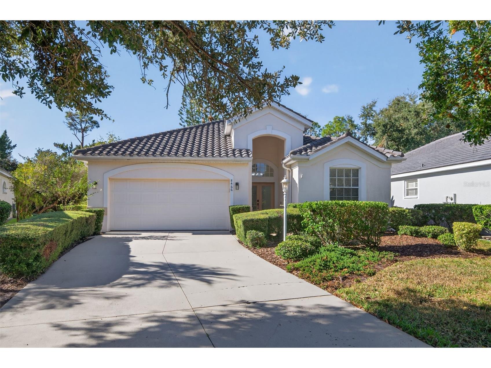 8466 Idlewood Court Lakewood Ranch FL 34202 - COMMUNITY LAKE W/ CANOE LAUNCH A4668961 image1