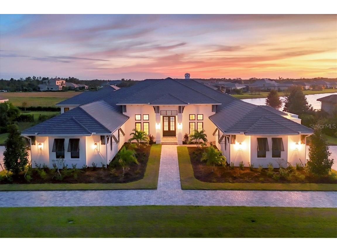 8468 Lindrick Lane Bradenton FL 34202 A4626795 image1