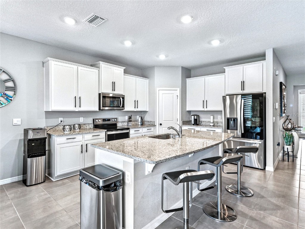 8469 Hardy Bay Loop Wesley Chapel FL 33545 A4660365 image5