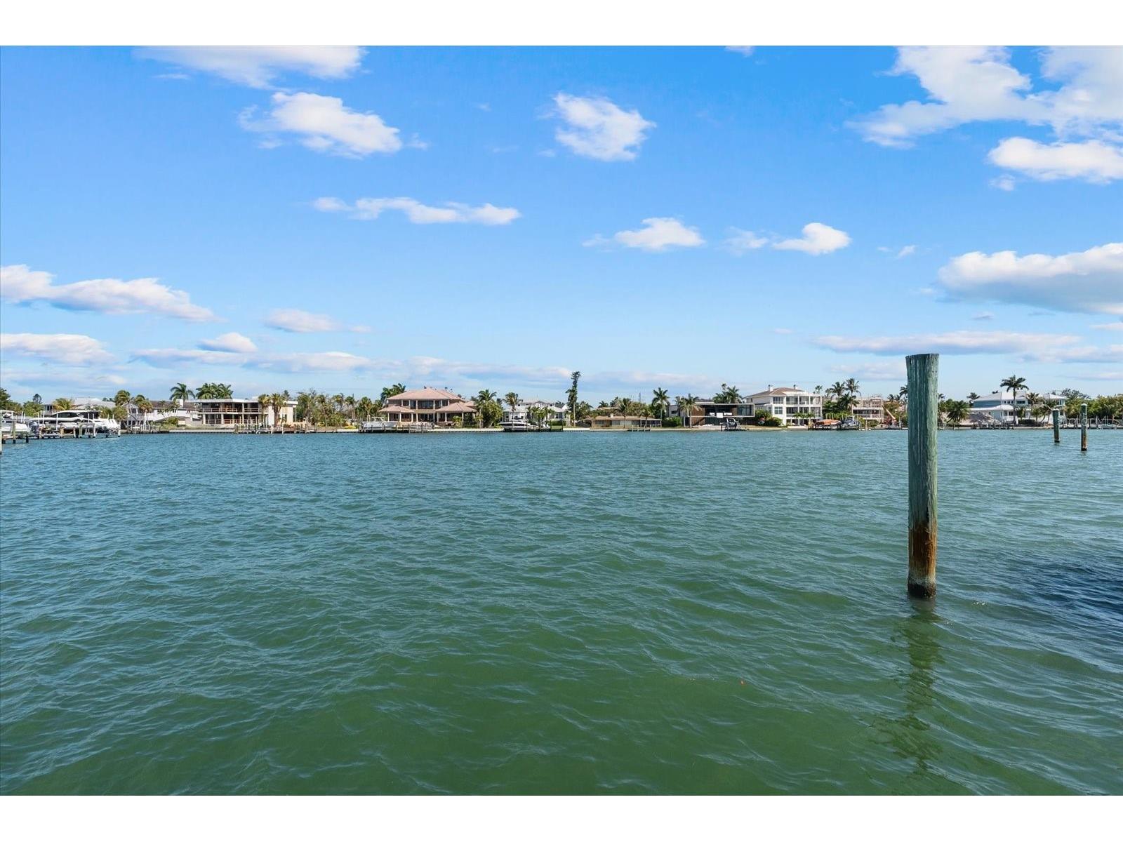 847 Freeling Drive Sarasota FL 34242 A4690268 image29