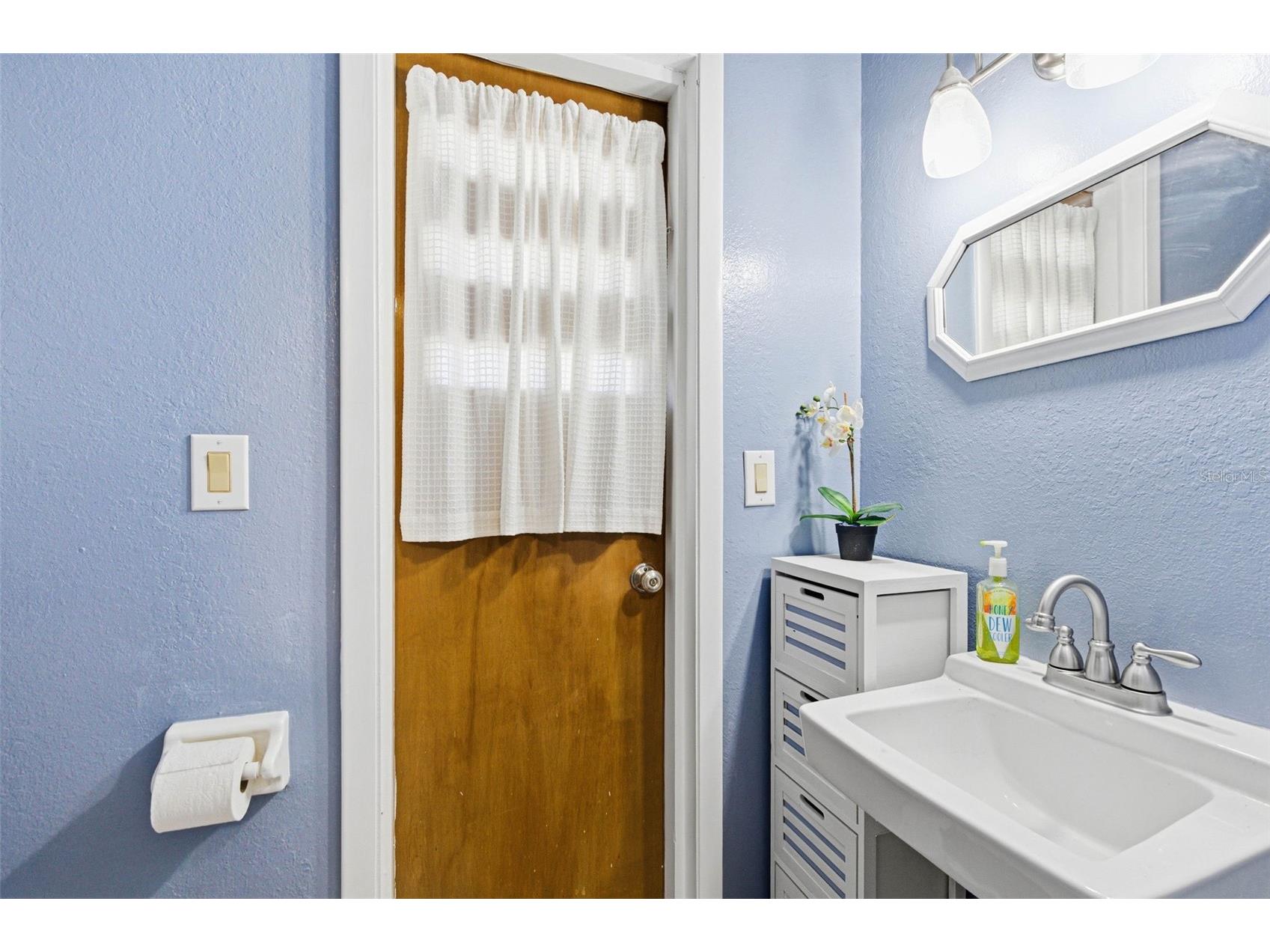 847 Hillside Drive Palm Harbor FL 34683 TB8472928 image28