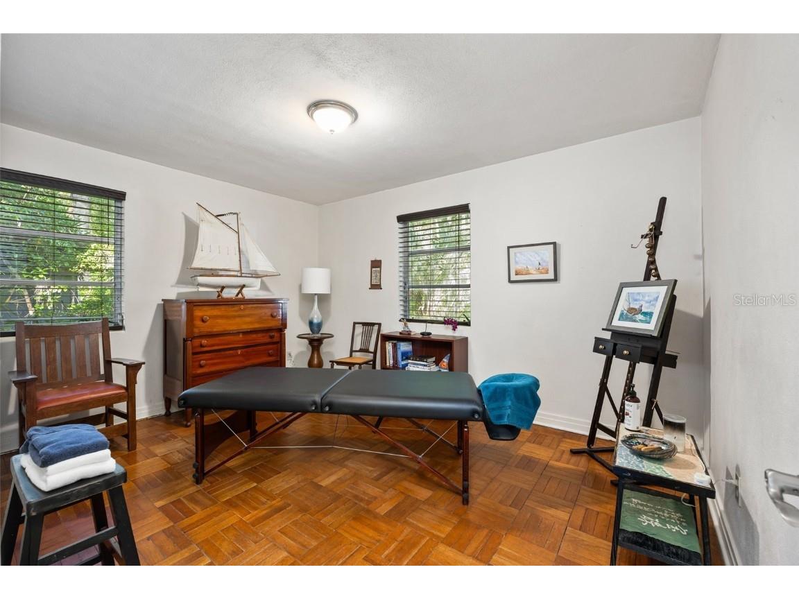 847 NE 7th Place Gainesville FL 32601 GC534379 image13