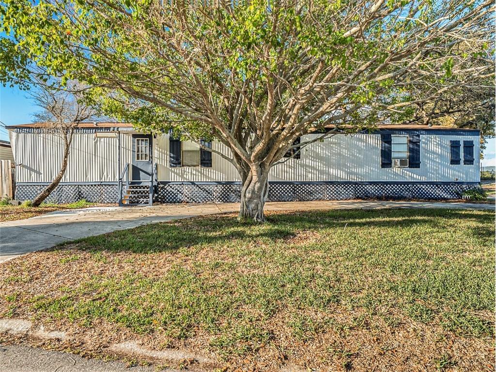 847 Riverview Lane Tarpon Springs FL 34689 U8221982 image1