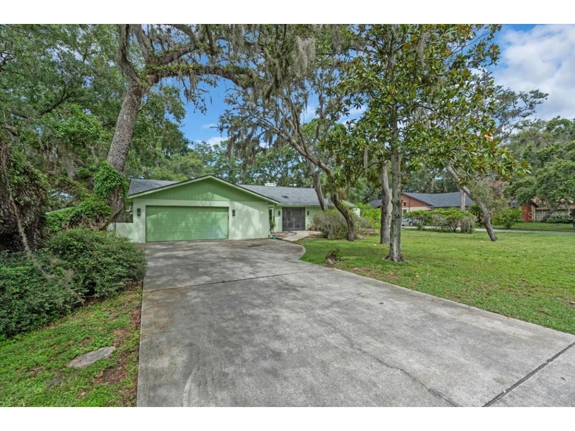 8470 Cranes Roost Drive New Port Richey FL 34654 TB8403484 image1