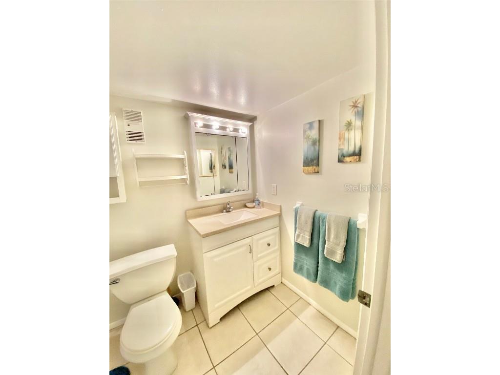 8470 W Gulf Boulevard #304 Treasure Island FL 33706 - GULF OF MEXICO TB8442569 image18