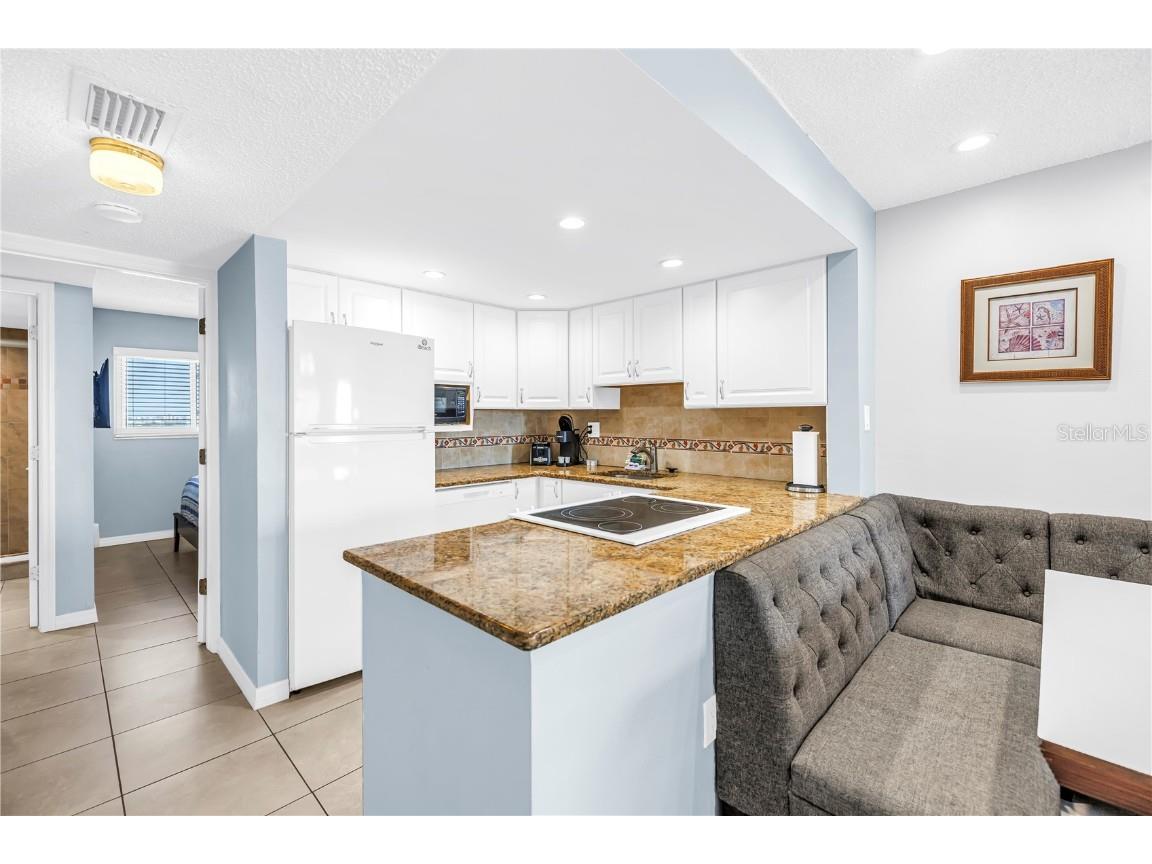 8470 W Gulf Boulevard #609 Treasure Island FL 33706 TB8453864 image11