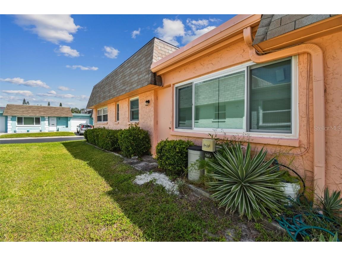 8472 68th Way N Pinellas Park FL 33781 TB8432963 image30