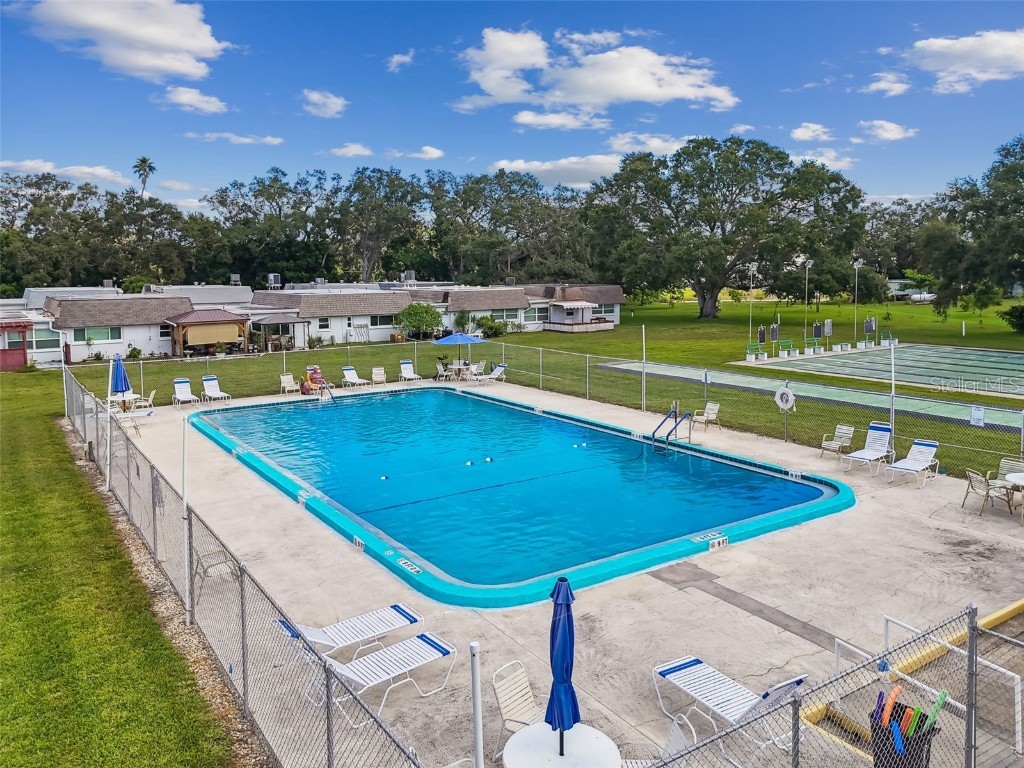 8472 68th Way N Pinellas Park FL 33781 TB8432963 image36