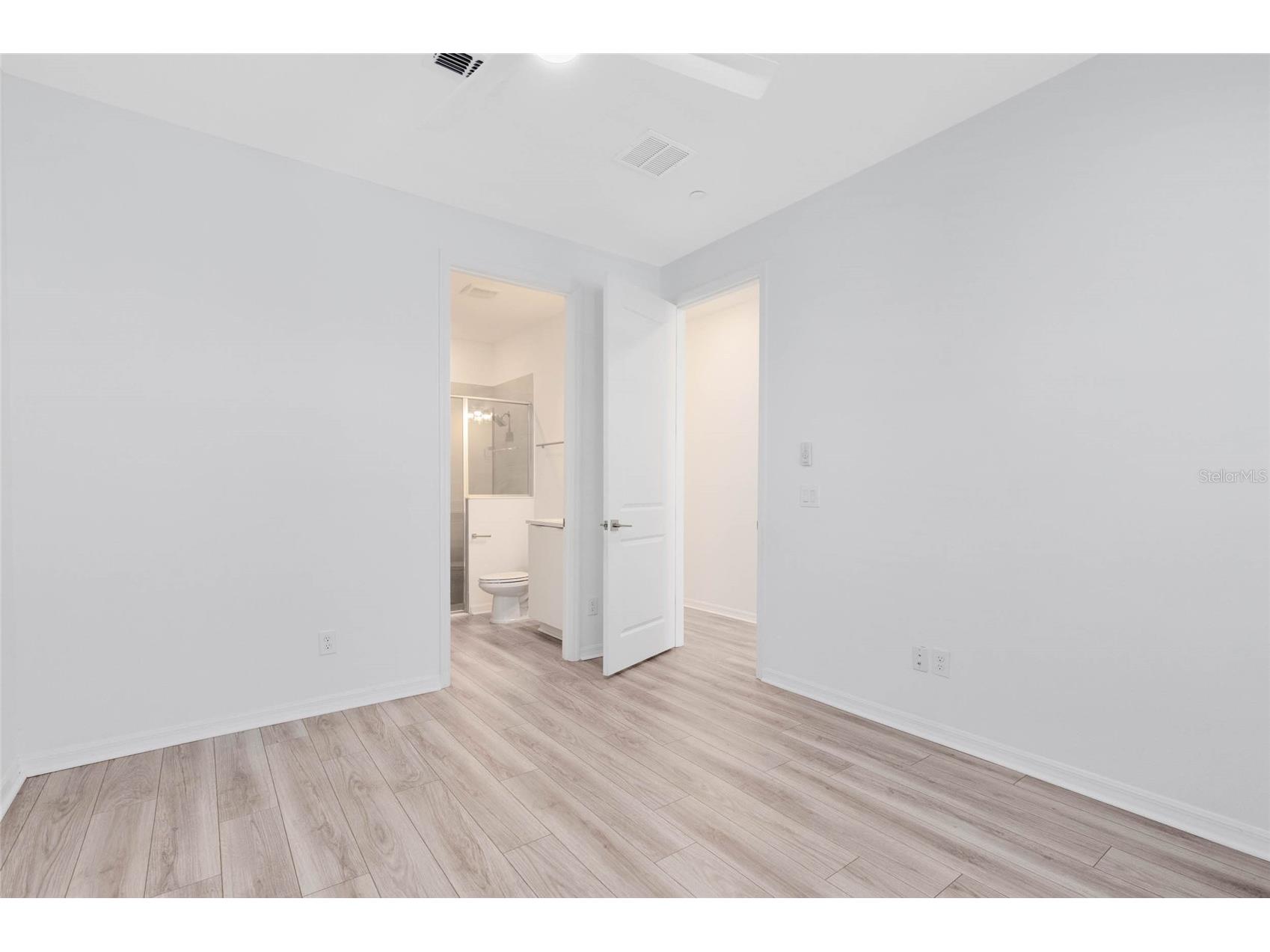 8472 Sperry Street Orlando FL 32827 O6415249 image4