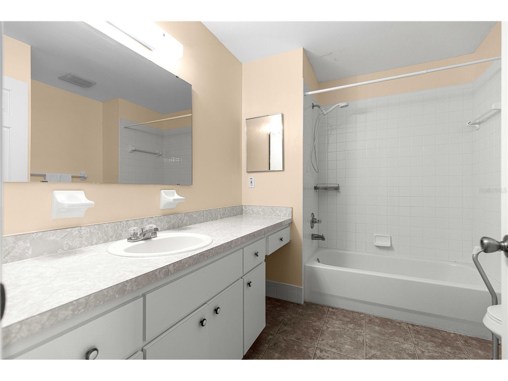 8475 SE 137th Loop Summerfield FL 34491 OM722624 image32