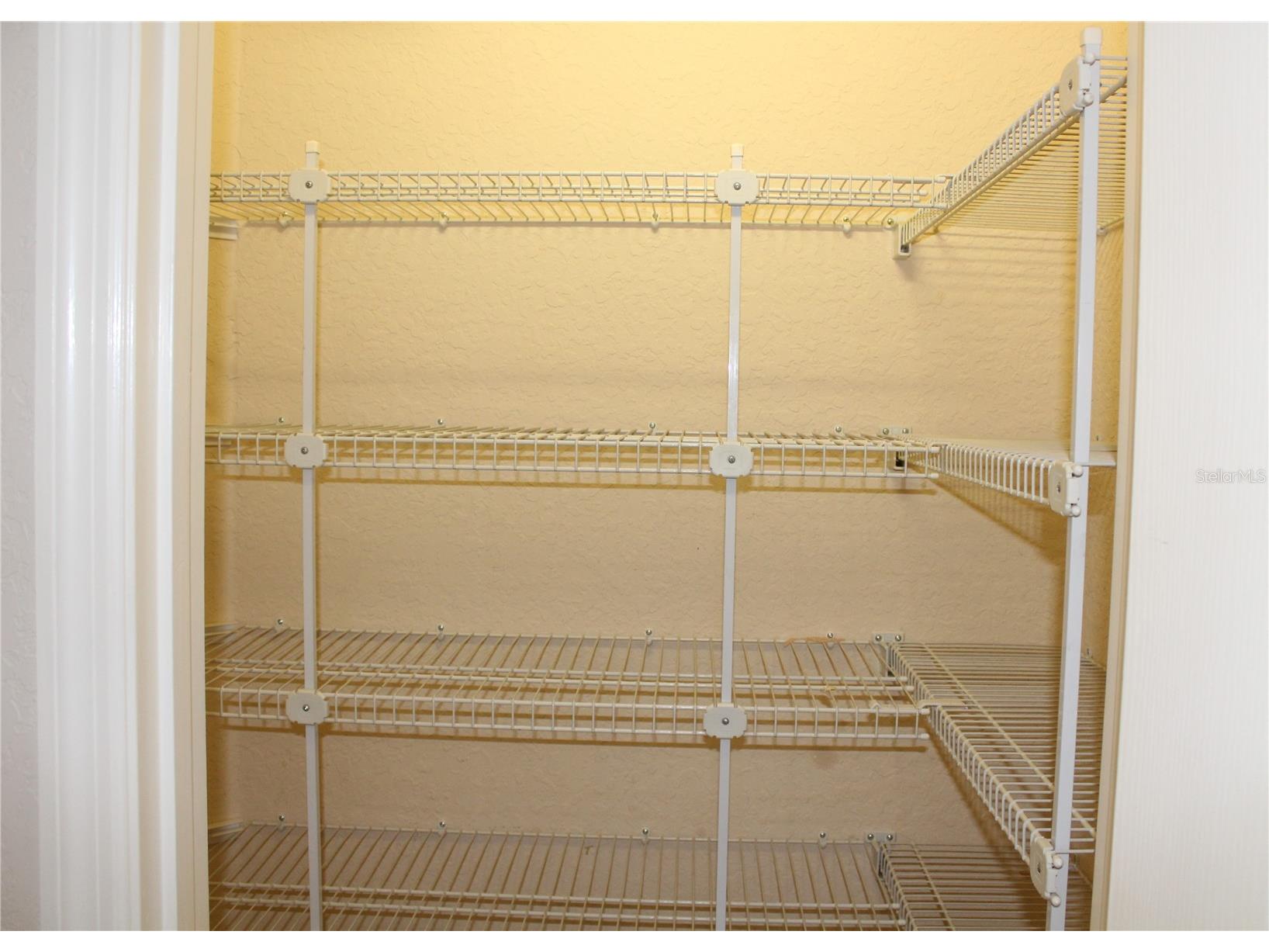 8476 Madrid Road Weeki Wachee FL 34613 O6369630 image36
