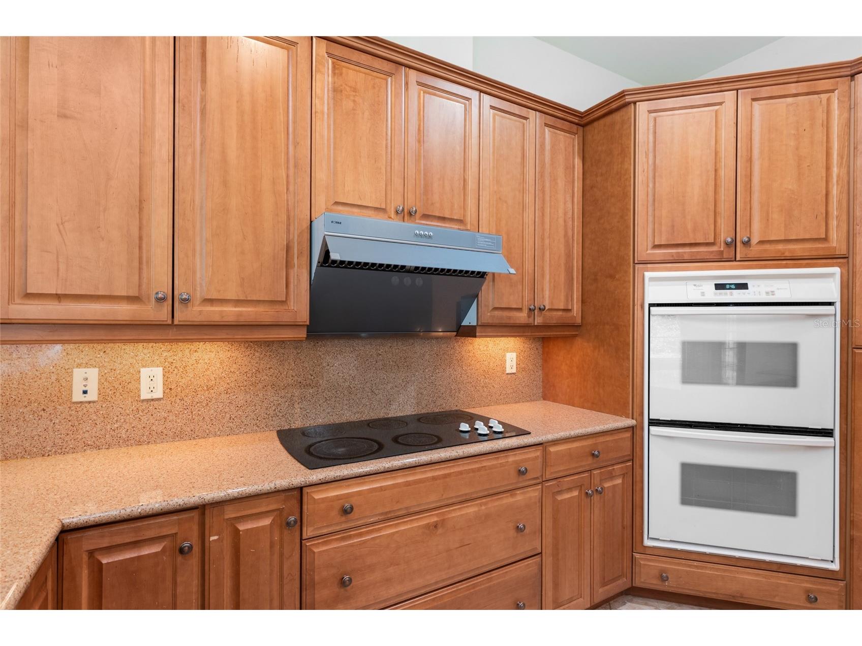 8476 SW 10th Road Gainesville FL 32607 GC539789 image9