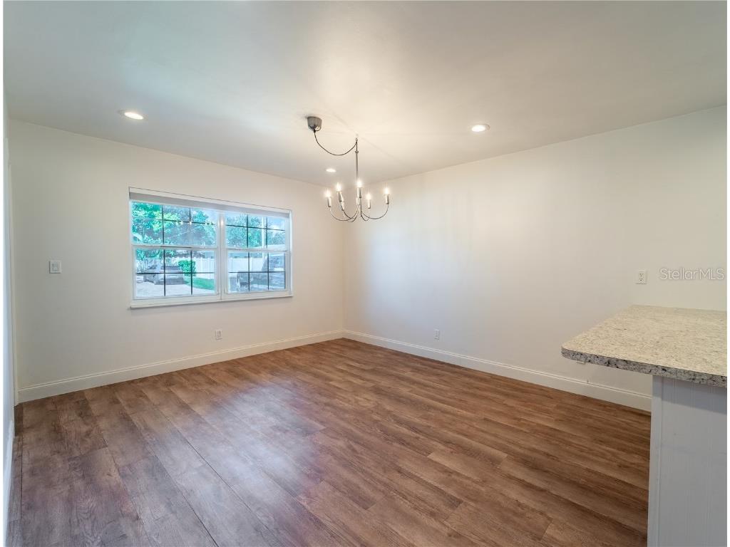 8477 14th St N Saint Petersburg FL 33702 TB8432392 image13