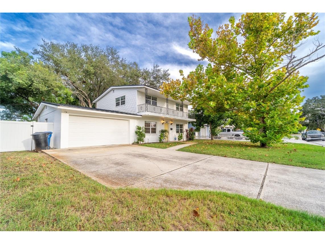 8477 14th St N Saint Petersburg FL 33702 TB8432392 image5