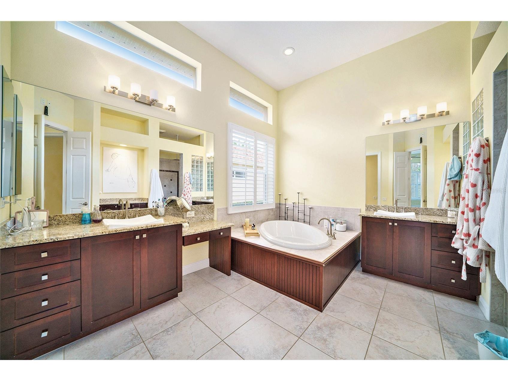 8478 Dunham Station Drive Tampa FL 33647 TB8499829 image11