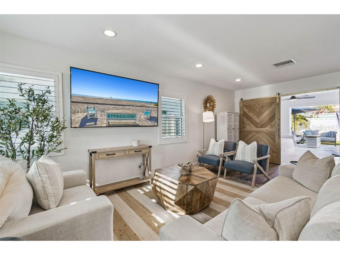 848 180th Avenue E Redington Shores FL 33708 TB8449394 image17