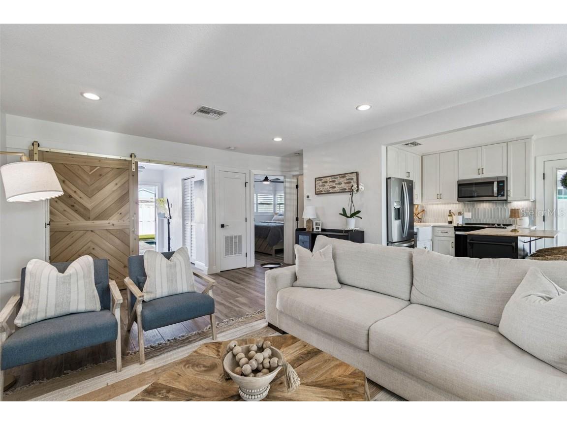 848 180th Avenue E Redington Shores FL 33708 TB8449394 image20